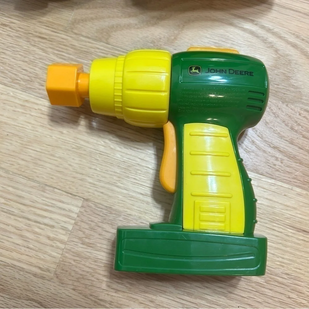 John Deere Build a Johnny Tractor Toy Green Yellow Kids Battery Screwdriver